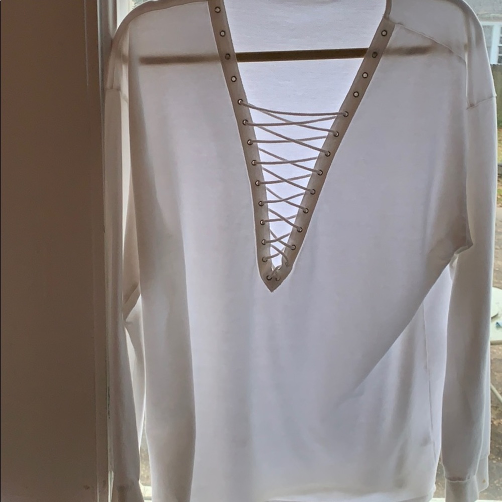 White lace up top
